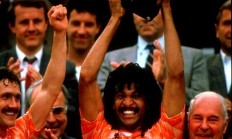 九游游戏-包含欧洲国家队大比拼，激情高涨赛场火热的词条