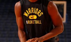 九游体育-NBA选秀大会掀起波澜，新秀脱颖而出