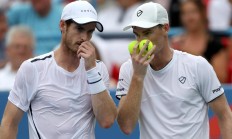 九游娱乐网页-澳大利亚网球队绝地反击世界网球队，穆雷完成帽子戏法