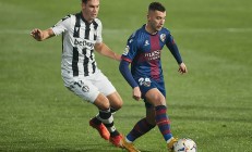 九游体育平台-黑龙江队在比赛中抓住机会，成功扳平比分的简单介绍