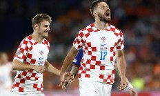 九游app下载-克罗地亚队在比赛中展现出强大的团队合作