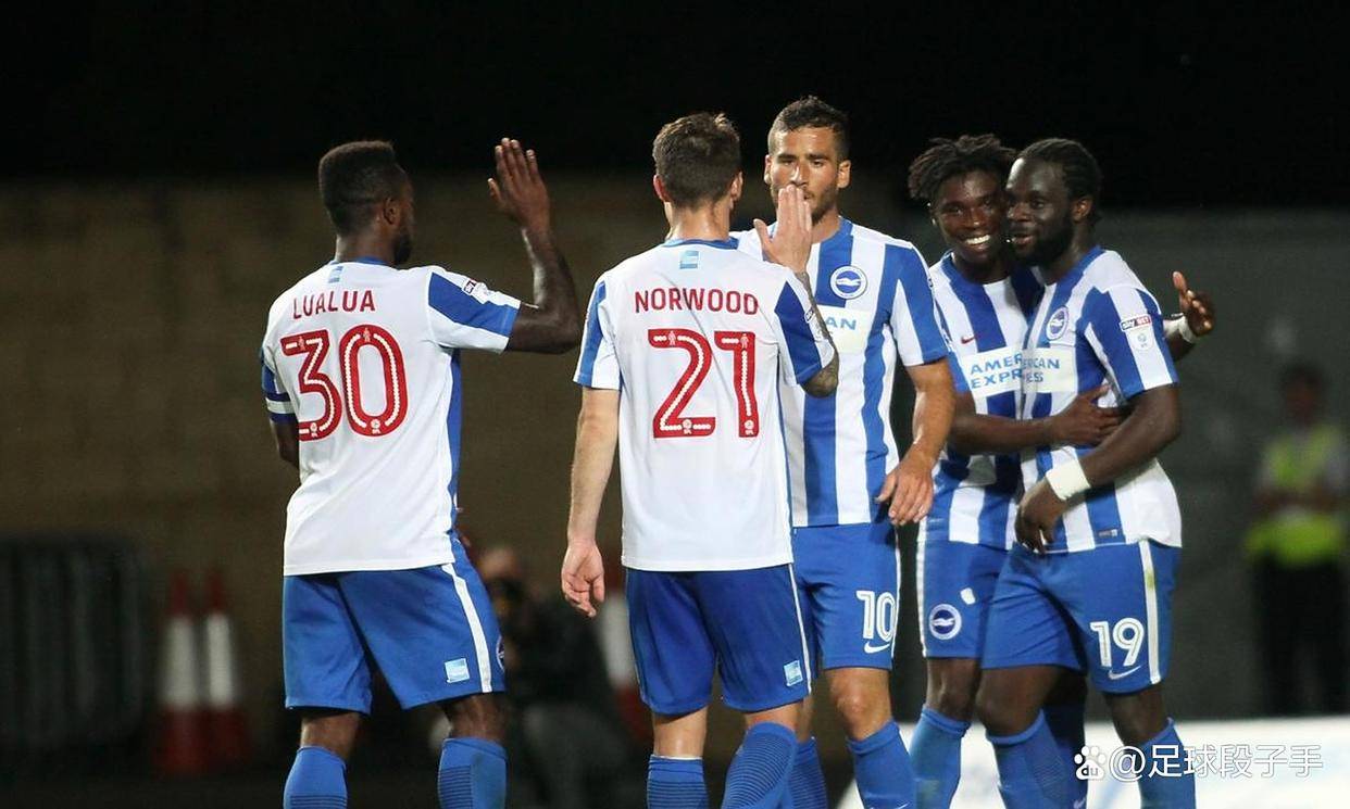 牛津联主场告负，牛津联球员不畏艰难困苦的简单介绍