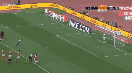 关于大连一方战平对手，积分榜略显落后的信息