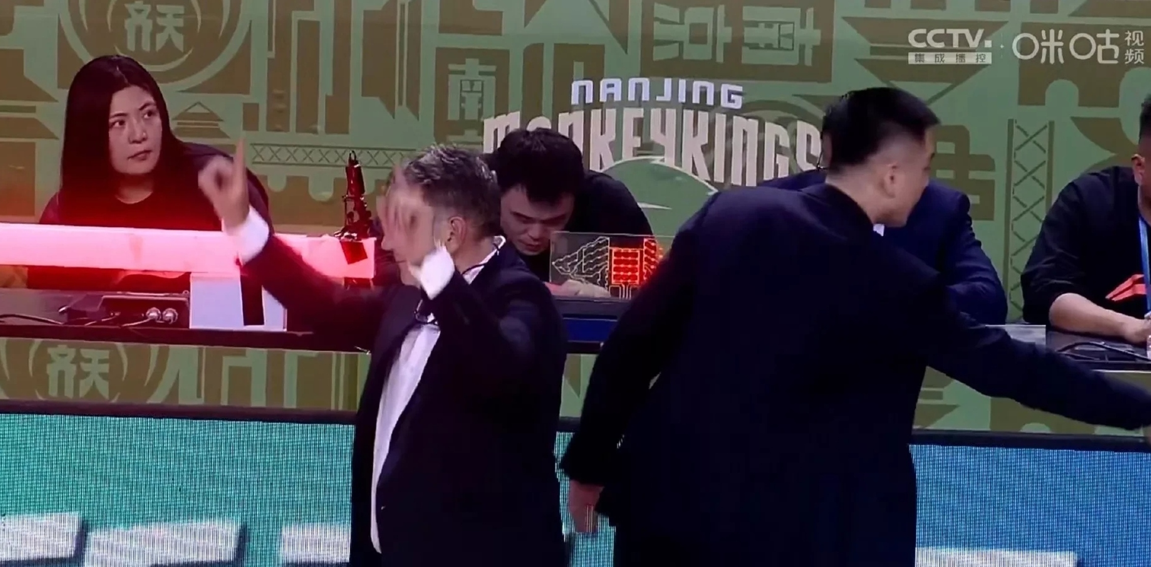 惊心动魄的比赛:双方实力对比让人无比期待的简单介绍 惊心动魄的比赛:双方实力对比让人无比期待的简单介绍