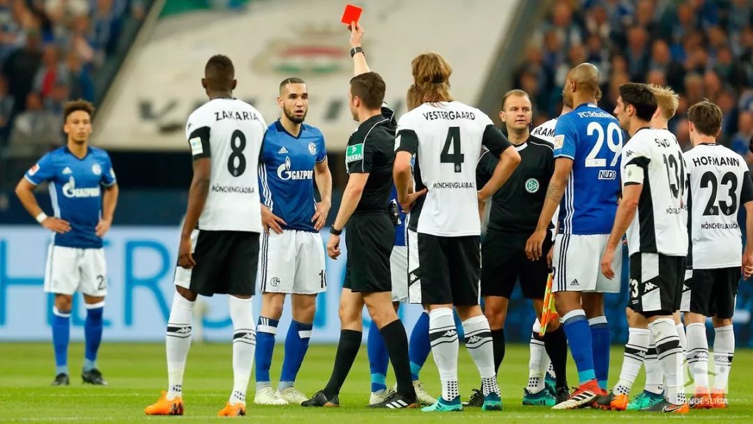 汉堡尴尬连败，保级之路愈发坎坷