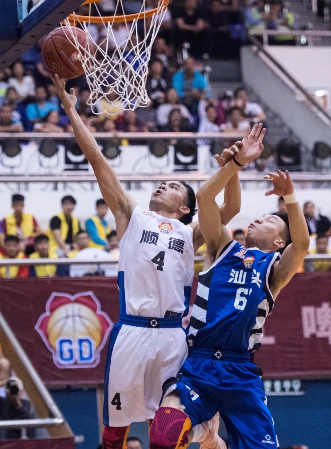 包含希洪竞技主场大胜,豪取开门红胜利的词条 包含希洪竞技主场大胜,豪取开门红胜利的词条