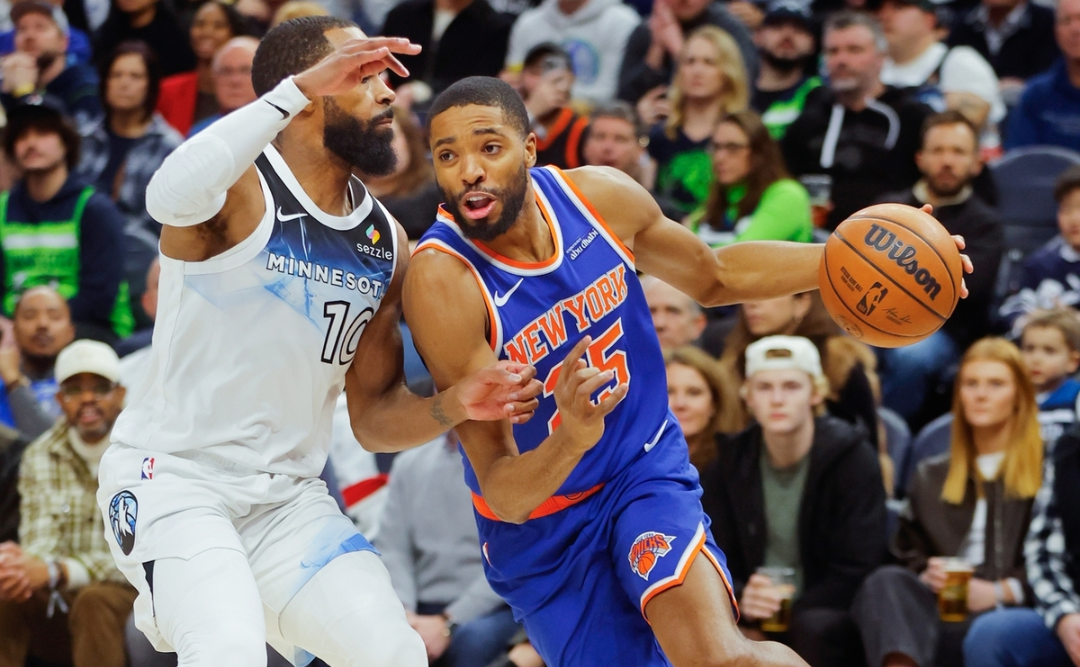 包含尼克斯绝杀鹈鹕，詹姆斯关键制胜的词条