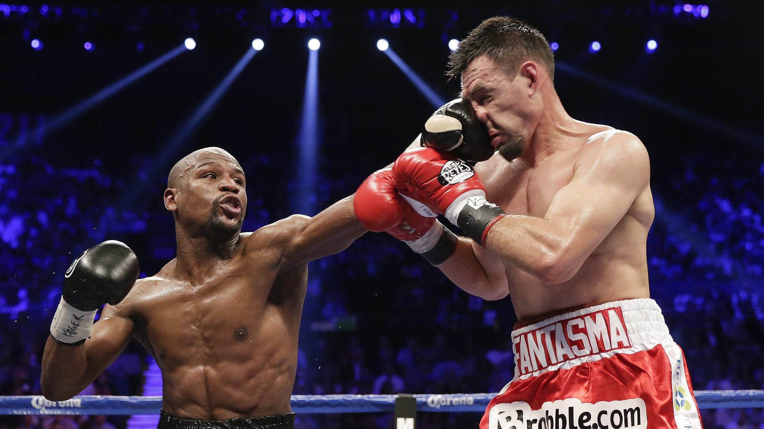 富安健洋刷新纪录背后的足球哲学，从个人突破到团队碾压—丹麦如何以厄瓜多尔为镜