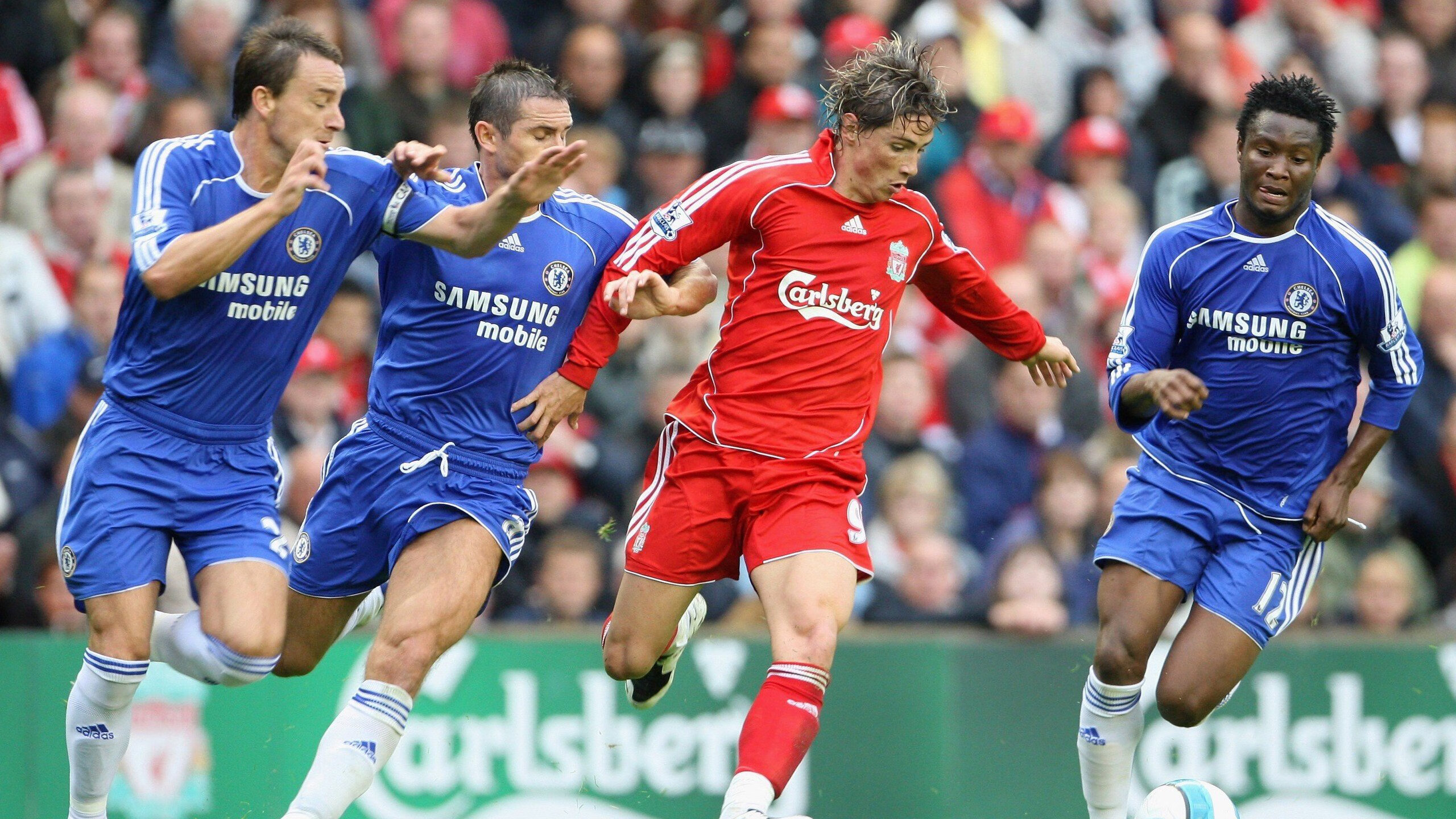 阿拉巴一锤定音！厄瓜多尔压哨绝杀波兰，诠释足球的不可预测之美