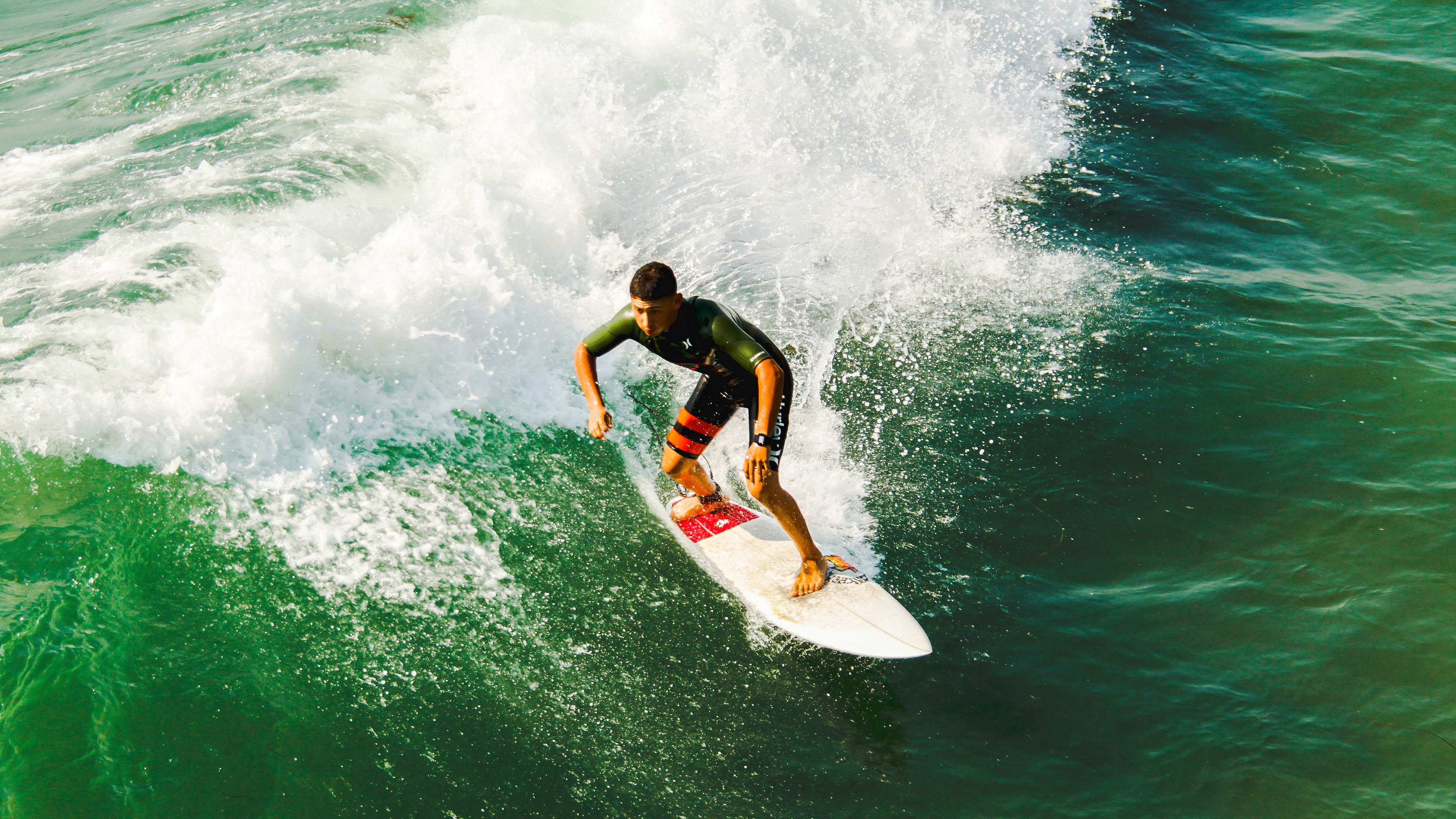意甲焦点战再掀波澜，摩纳哥强势击溃那不勒斯，战术革命与格局重塑