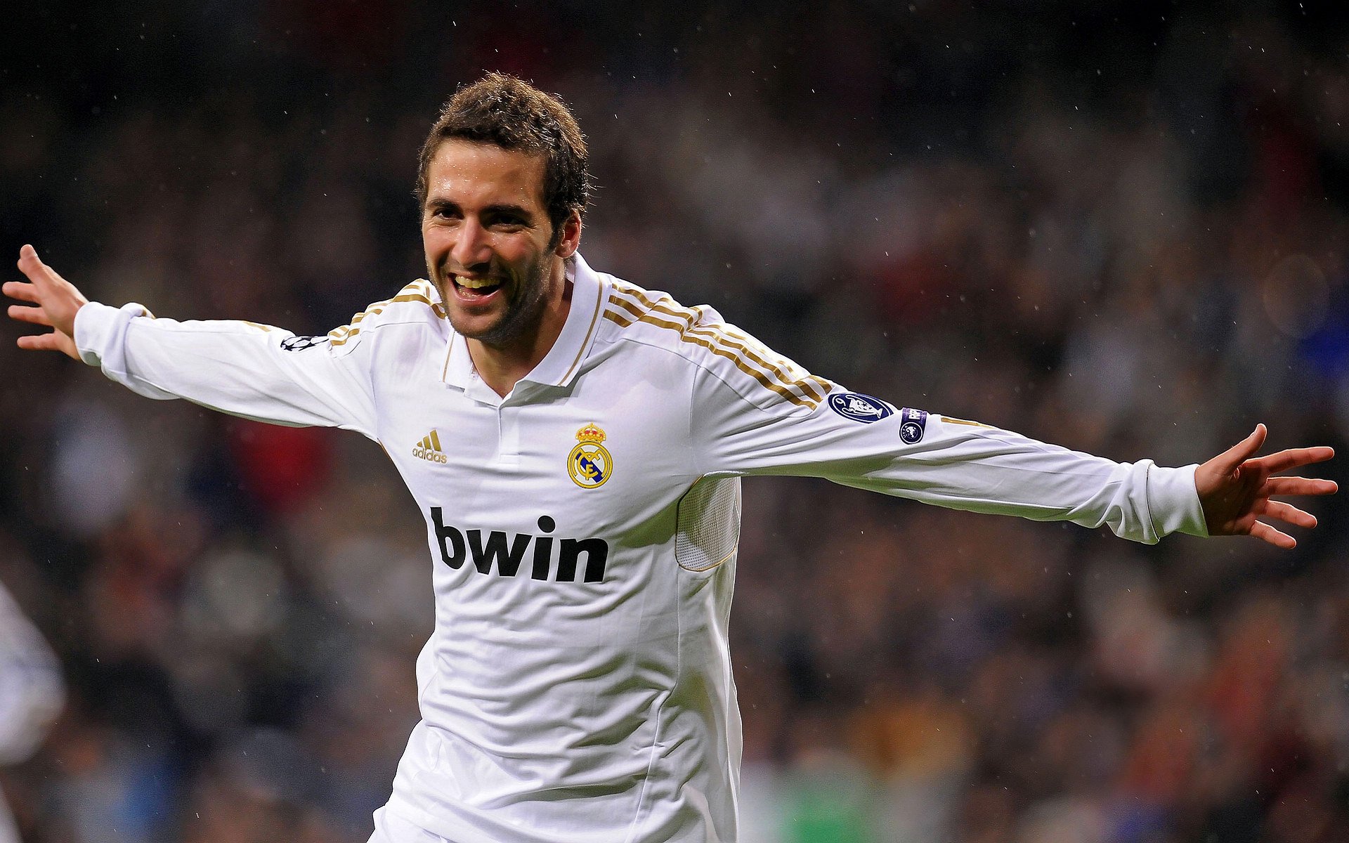 范弗利特独木成林，公牛铁血防守完胜广东，诠释现代篮球唯一性